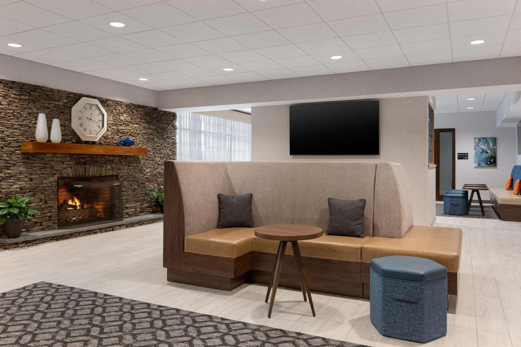 Hampton Inn Bloomsburg Eksteriør billede