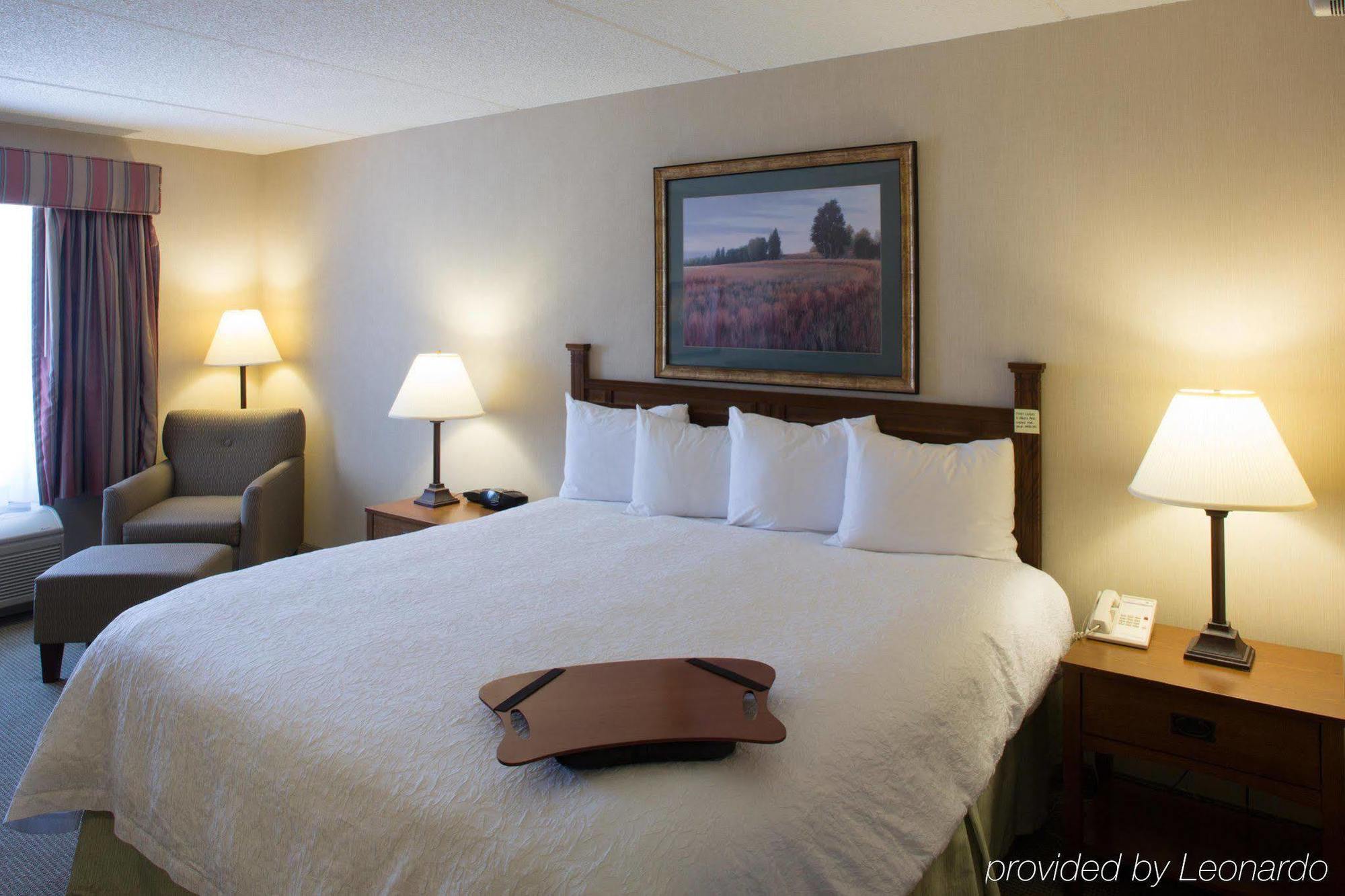 Hampton Inn Bloomsburg Eksteriør billede