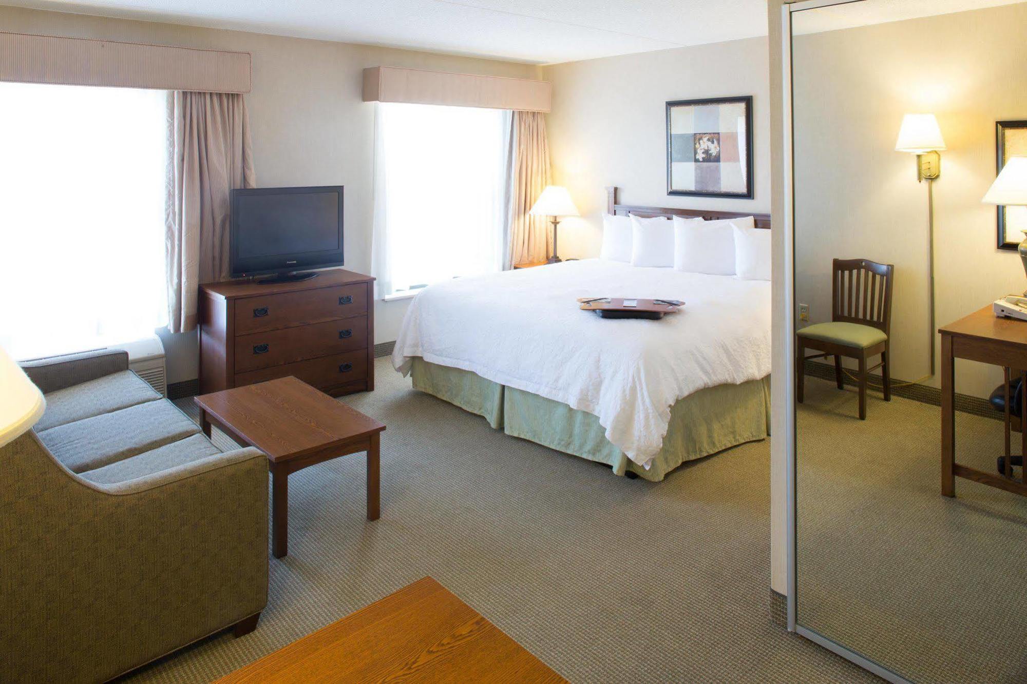 Hampton Inn Bloomsburg Eksteriør billede